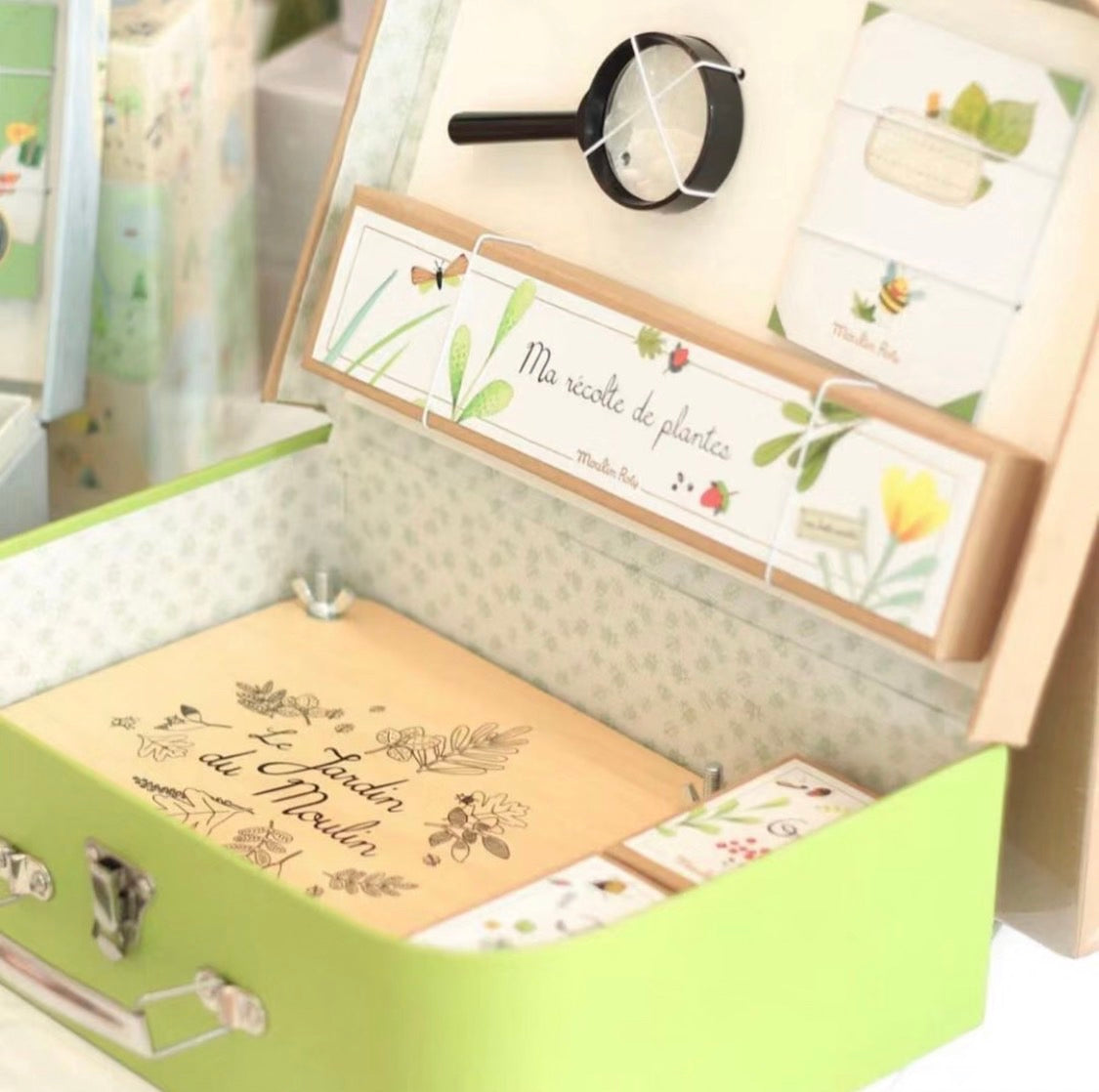 Moulin Roty Le Jardin Children’s Nature Exploration Treasure Box
