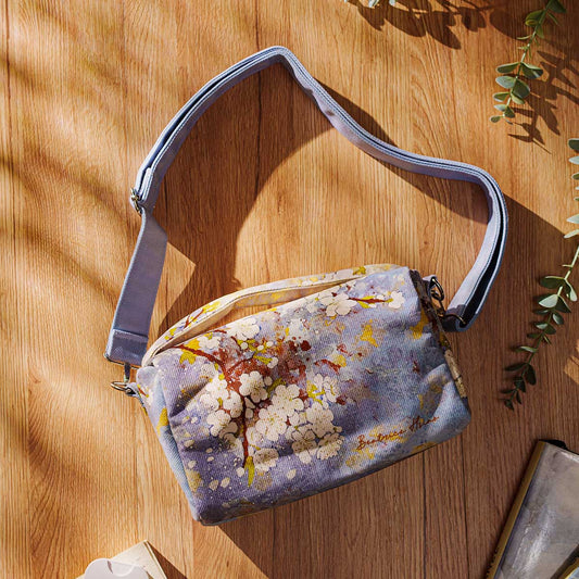 Beatrice Hsiao Flower Heart – Shoulder bag