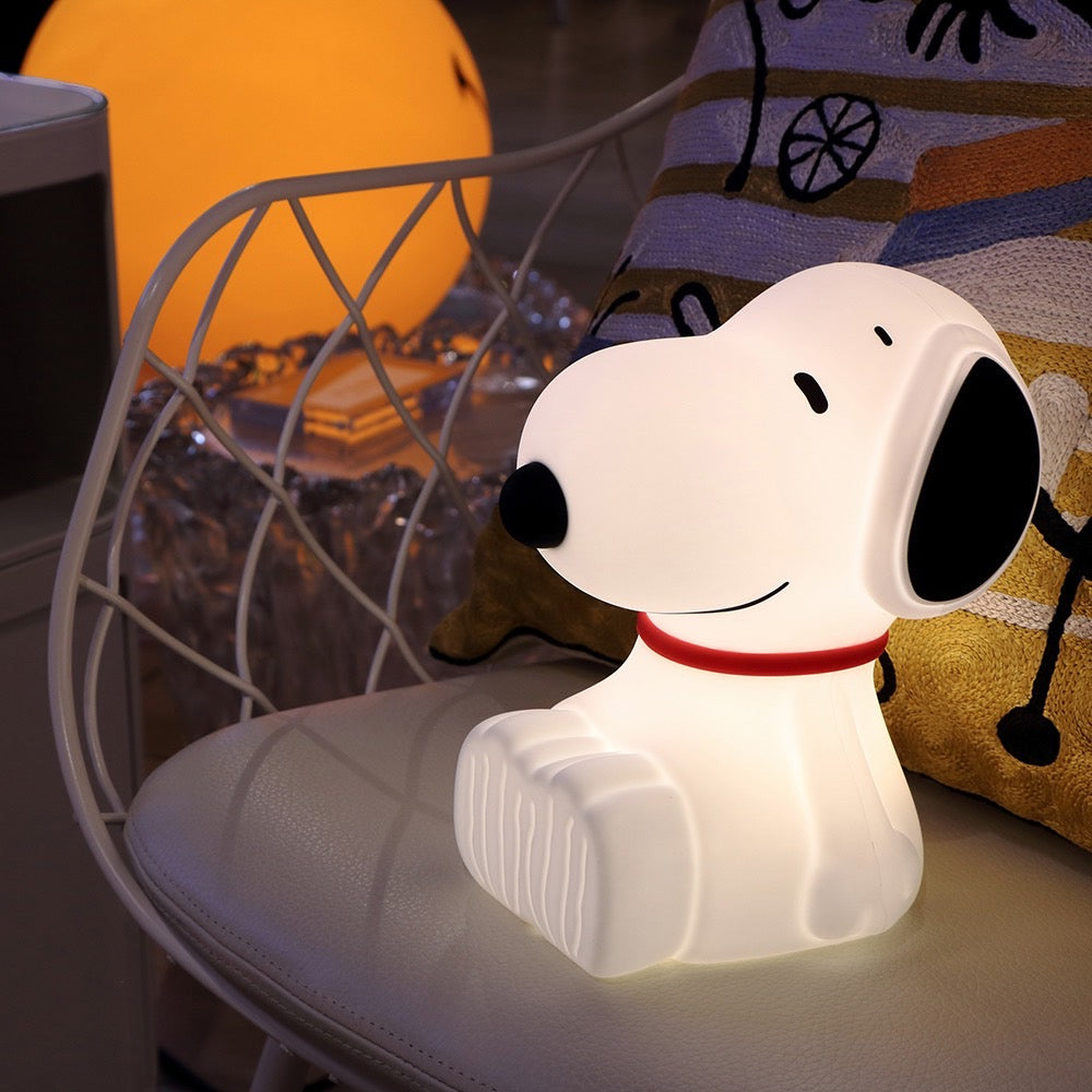 VIPO x Snoopy โคมไฟกลางคืน สนูปปี้(20 ซม.)